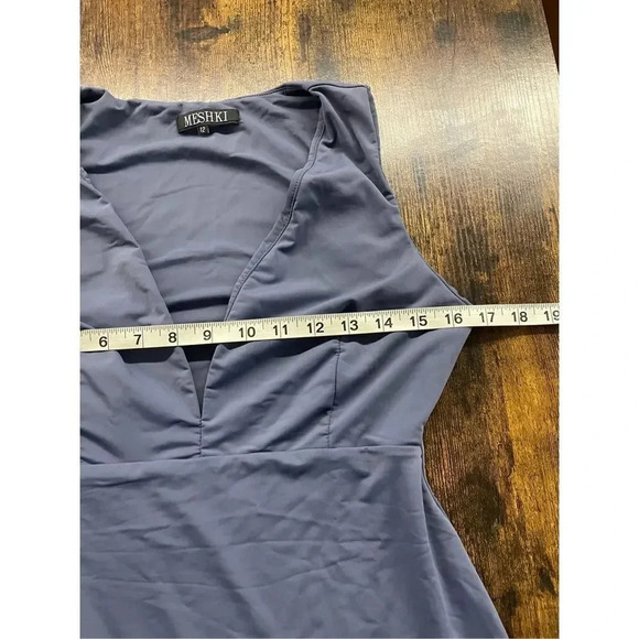 Meshki blue deep V midi dress Size 12 - Picture 4 of 11